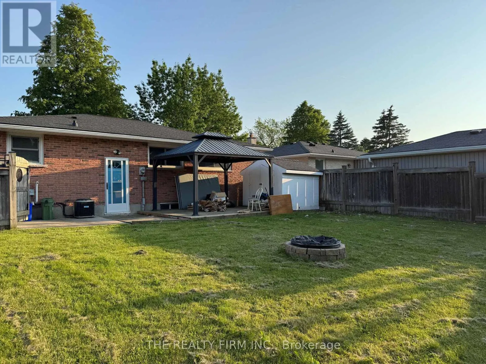 22 ARCHER CRESCENT
