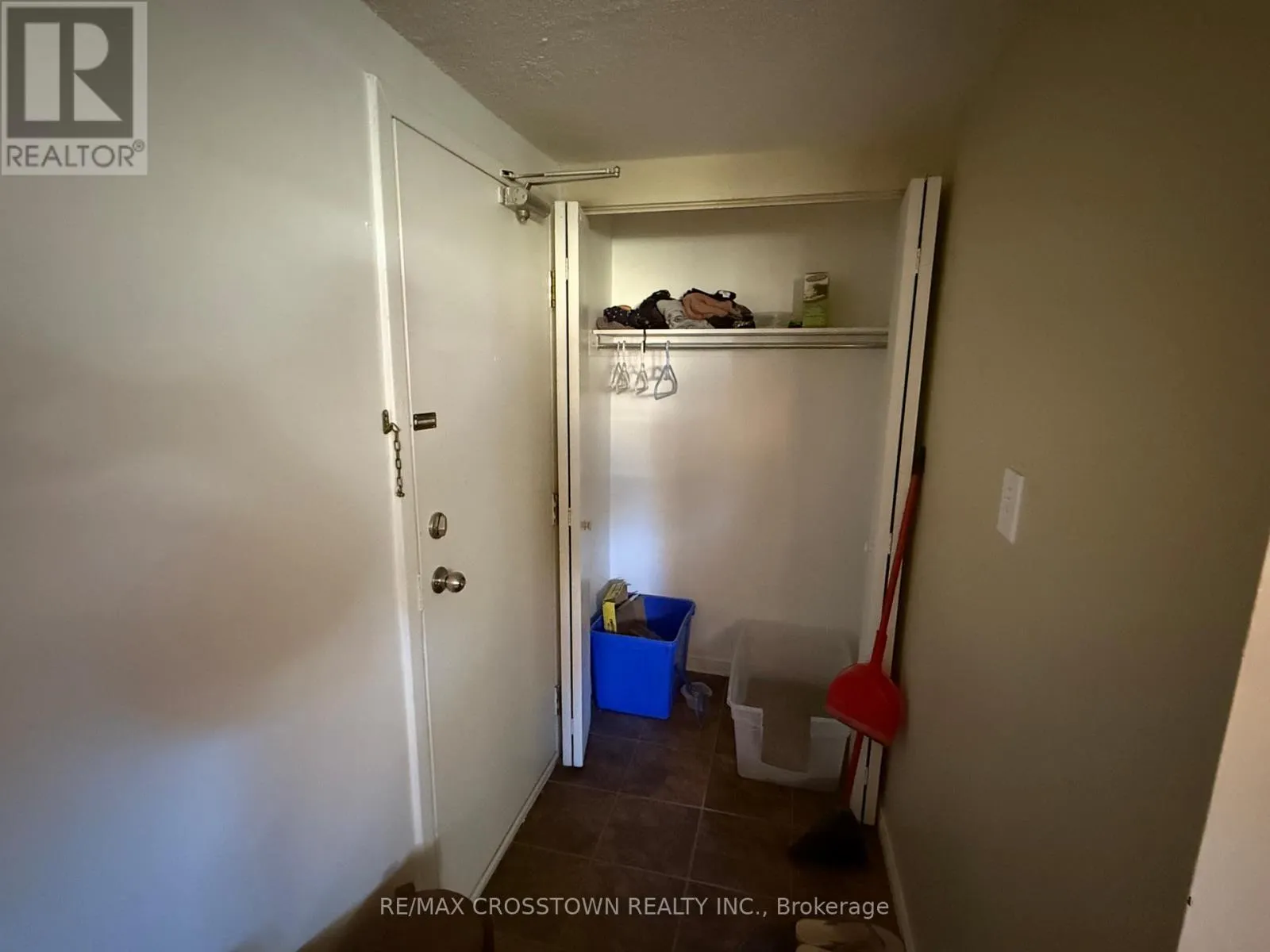 B12 - 40 JUDGE AVENUE