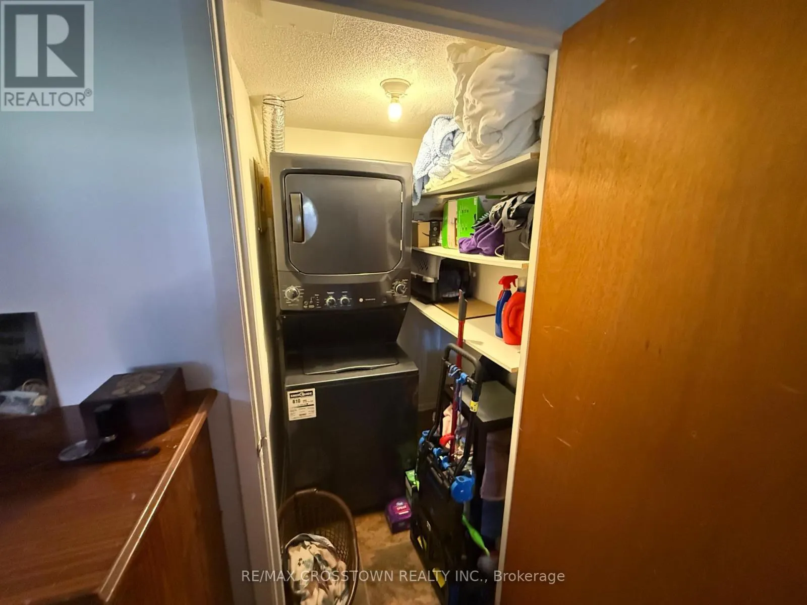 B12 - 40 JUDGE AVENUE