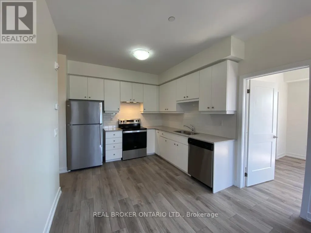 402 - 251 NORTHFIELD DRIVE E