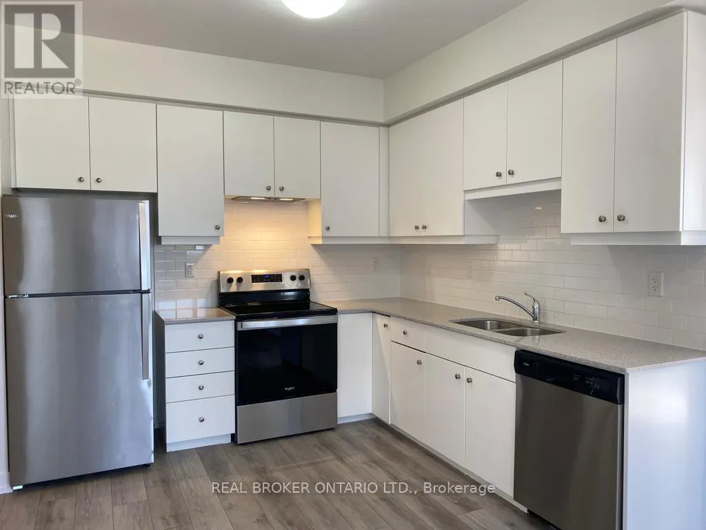 402 - 251 NORTHFIELD DRIVE E