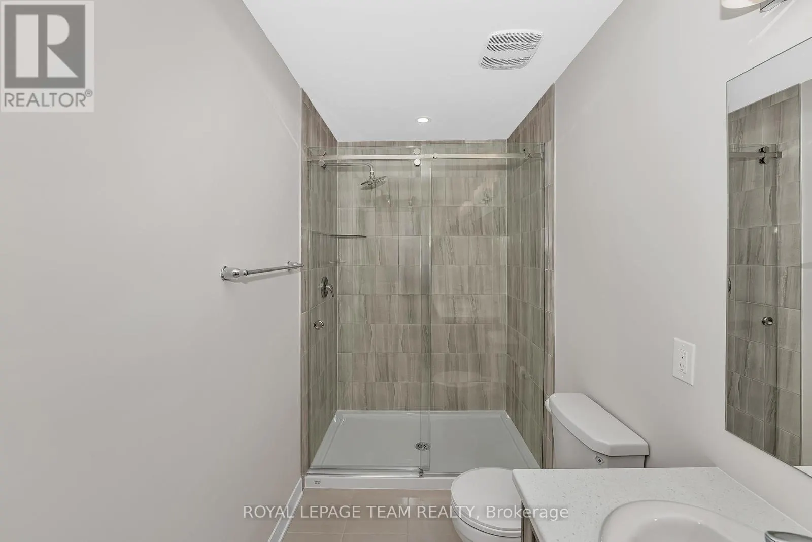 48 PUMICE PLACE S
