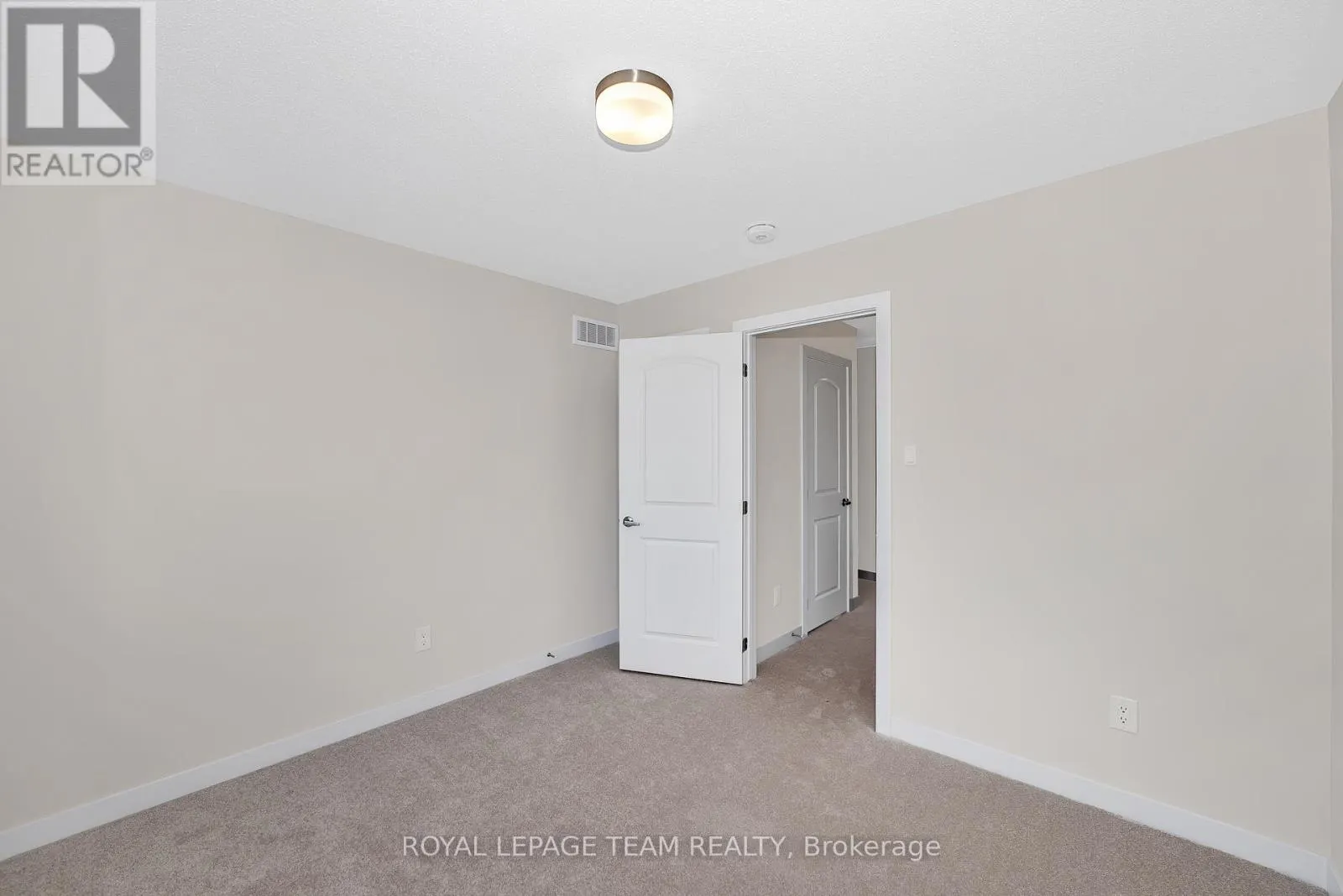 48 PUMICE PLACE S