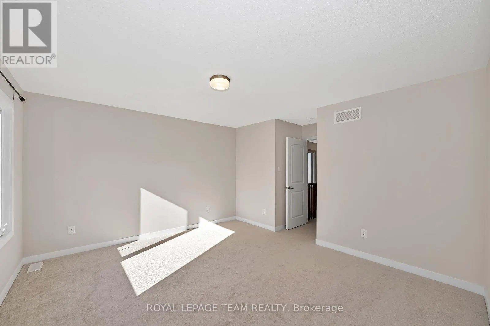 48 PUMICE PLACE S