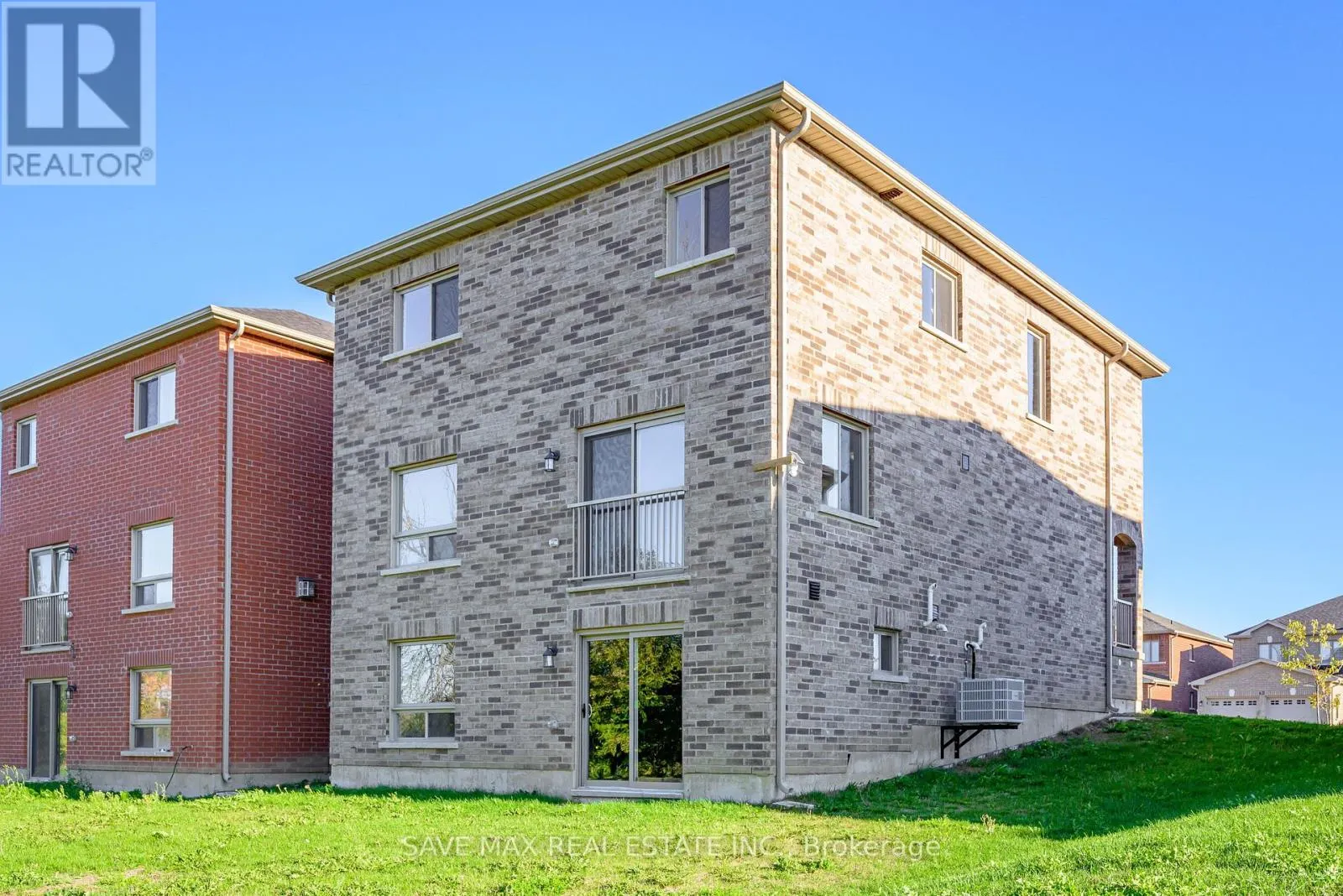 43 CAREW BOULEVARD