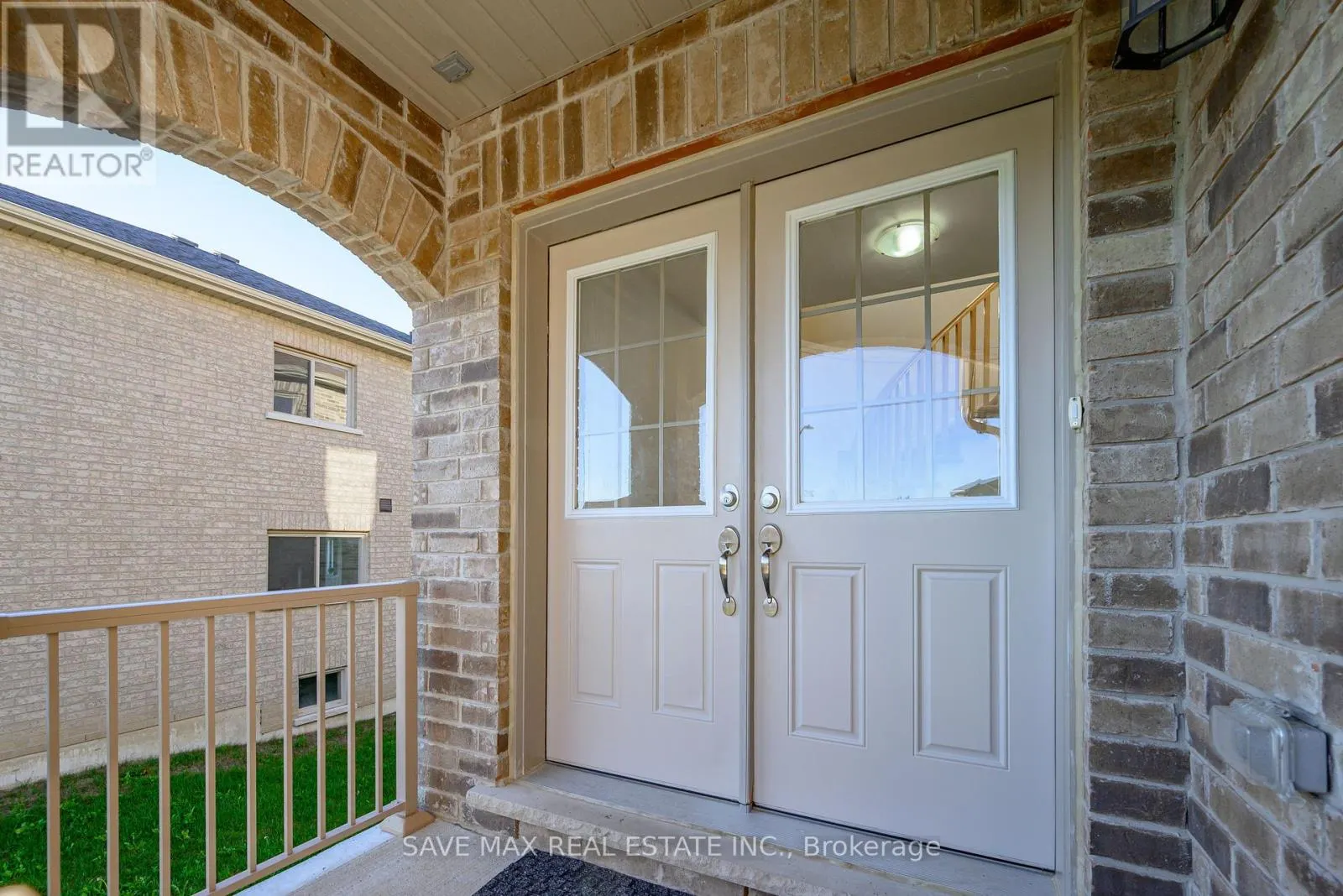 43 CAREW BOULEVARD