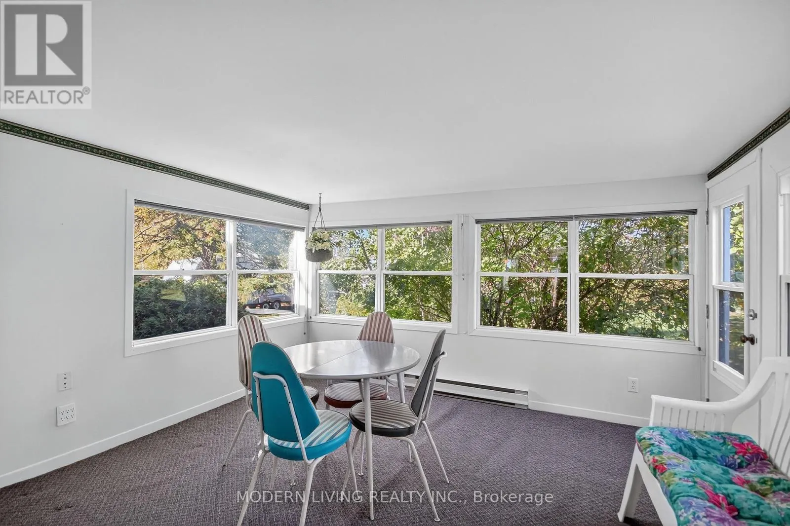 48 ELIZABETH DRIVE