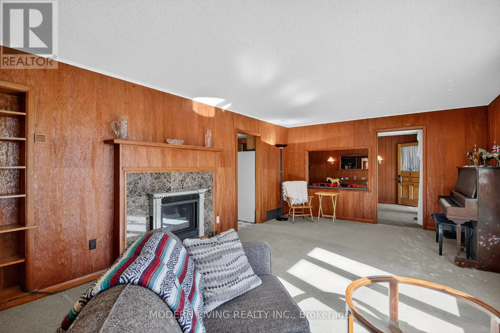 48 ELIZABETH DRIVE