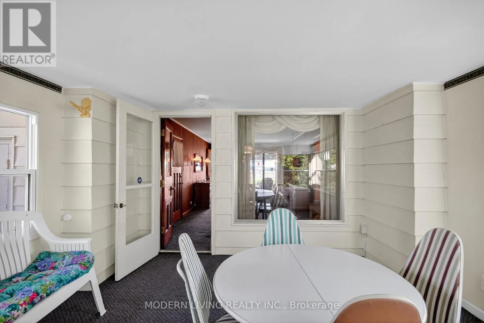 48 ELIZABETH DRIVE