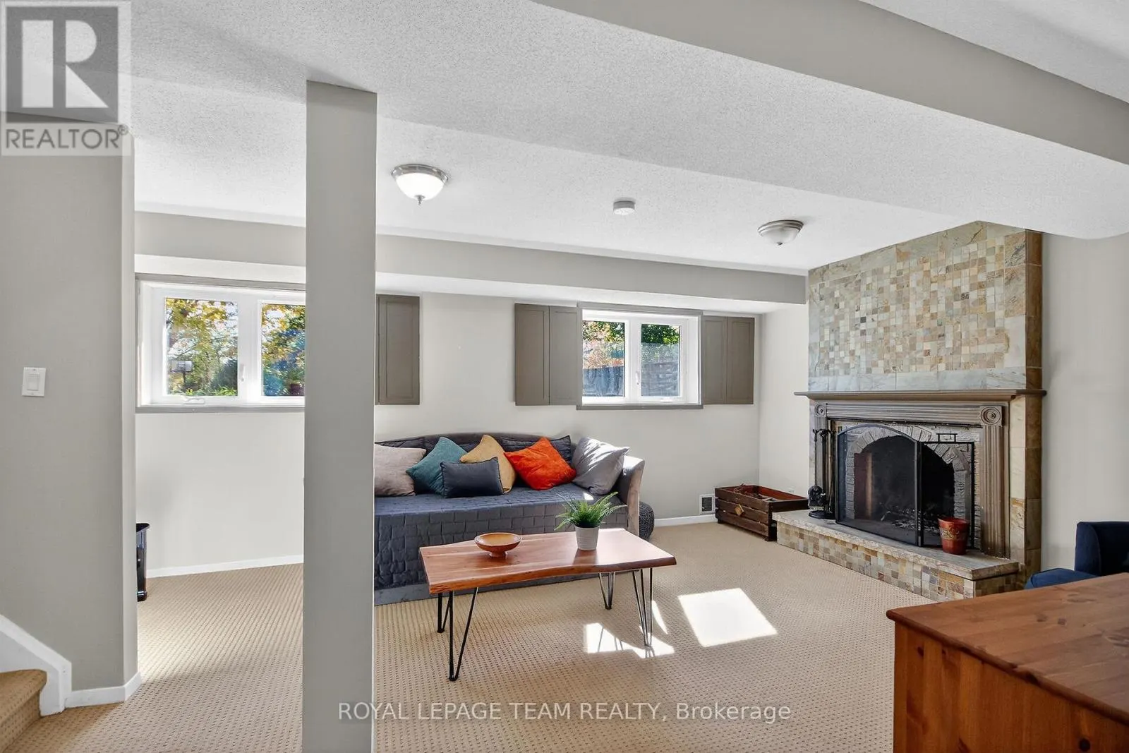 1079 CHRISTOPHER DRIVE