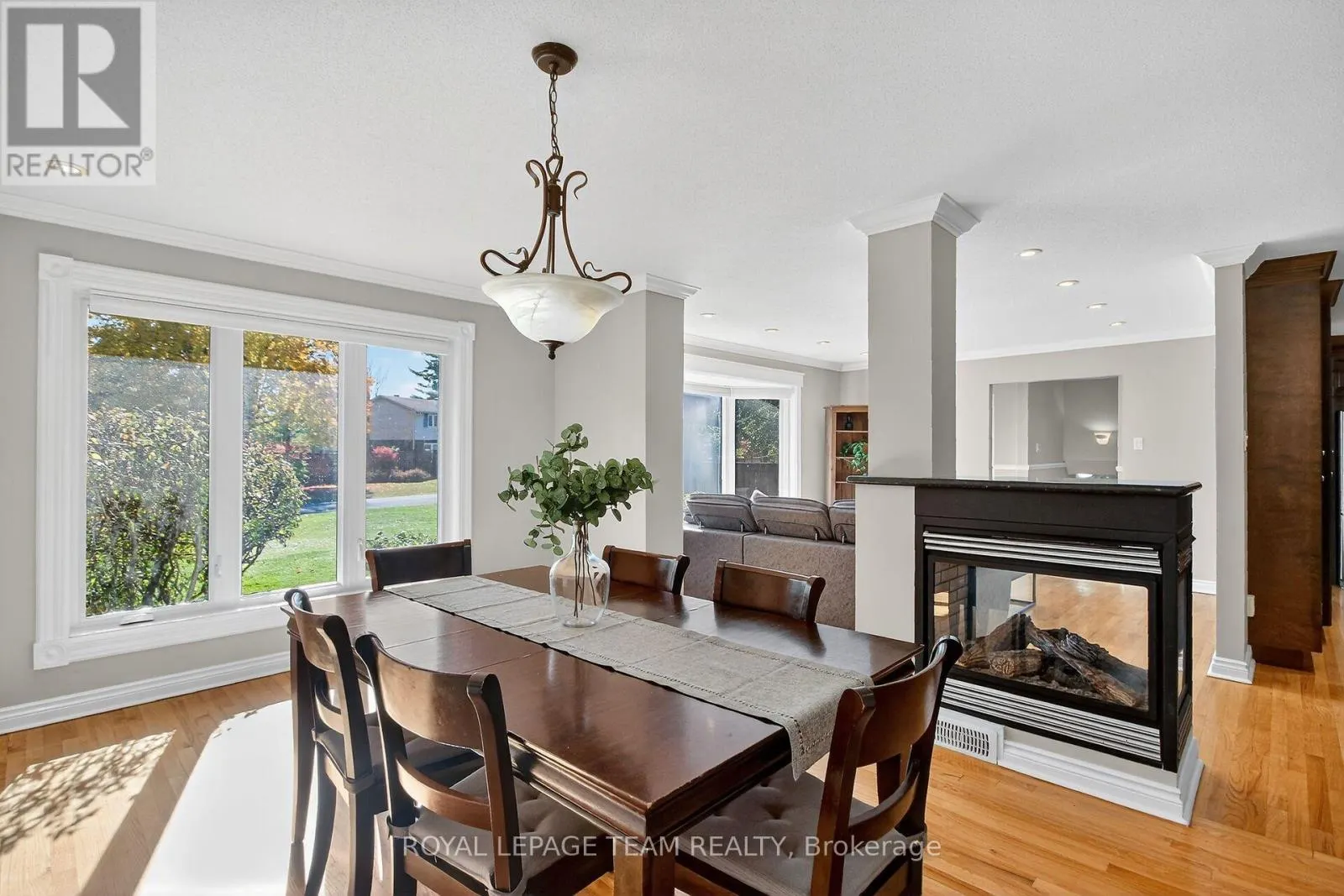 1079 CHRISTOPHER DRIVE