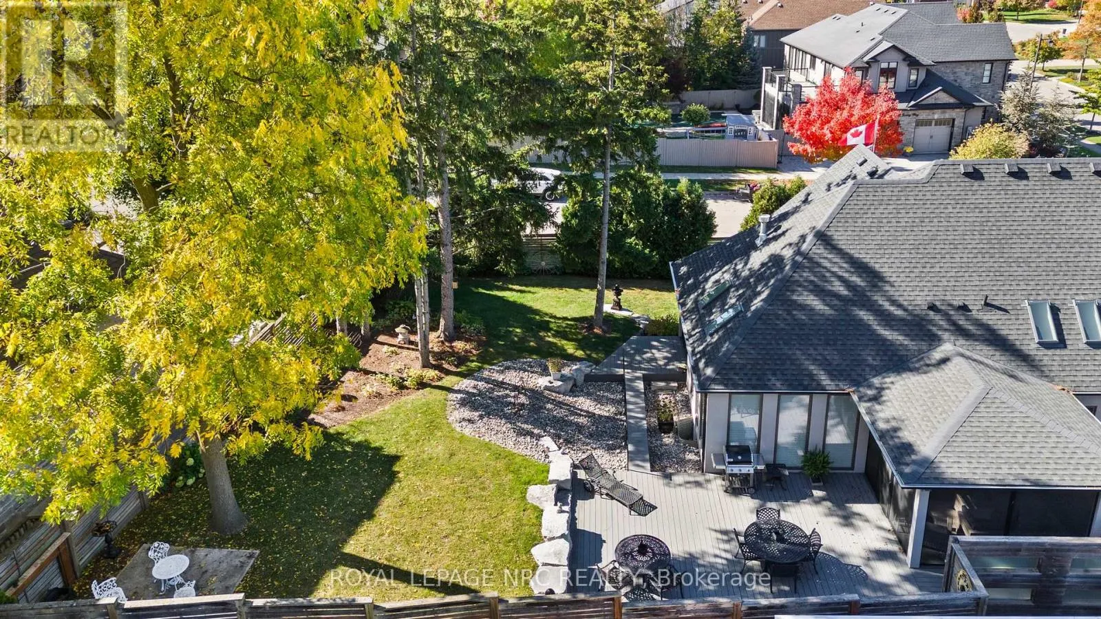 12 DAVID LOWREY COURT