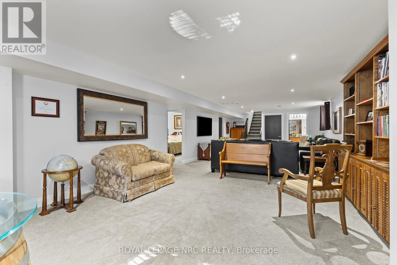 12 DAVID LOWREY COURT