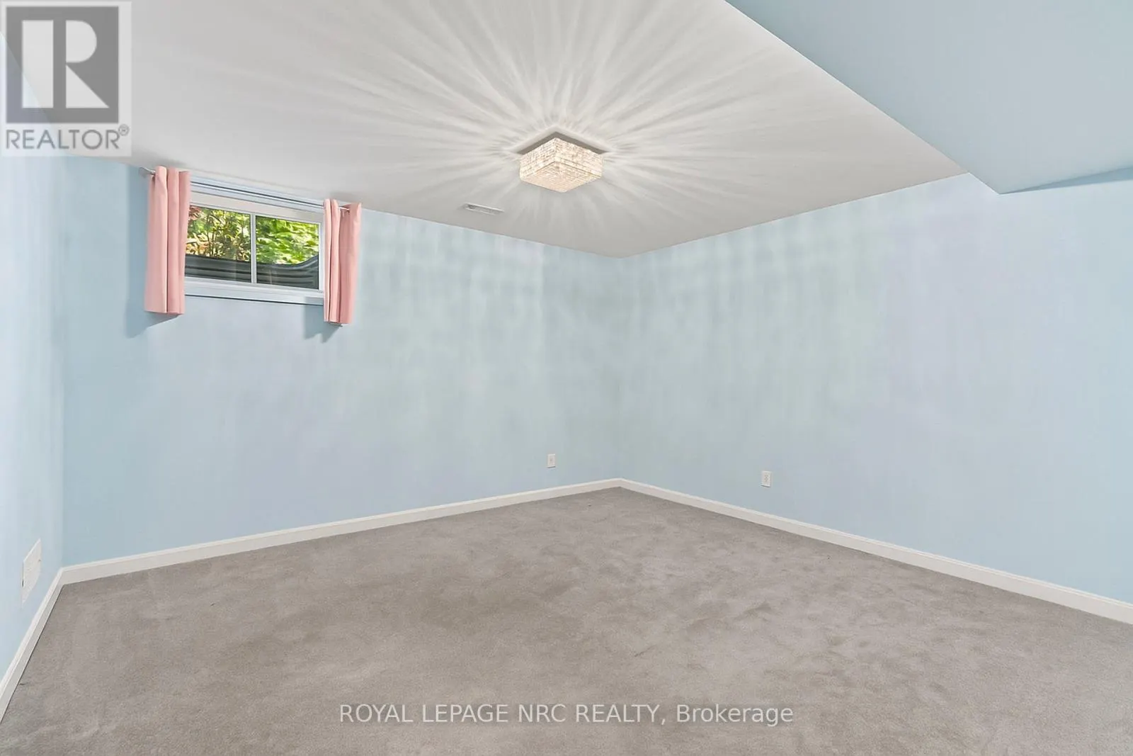 12 DAVID LOWREY COURT