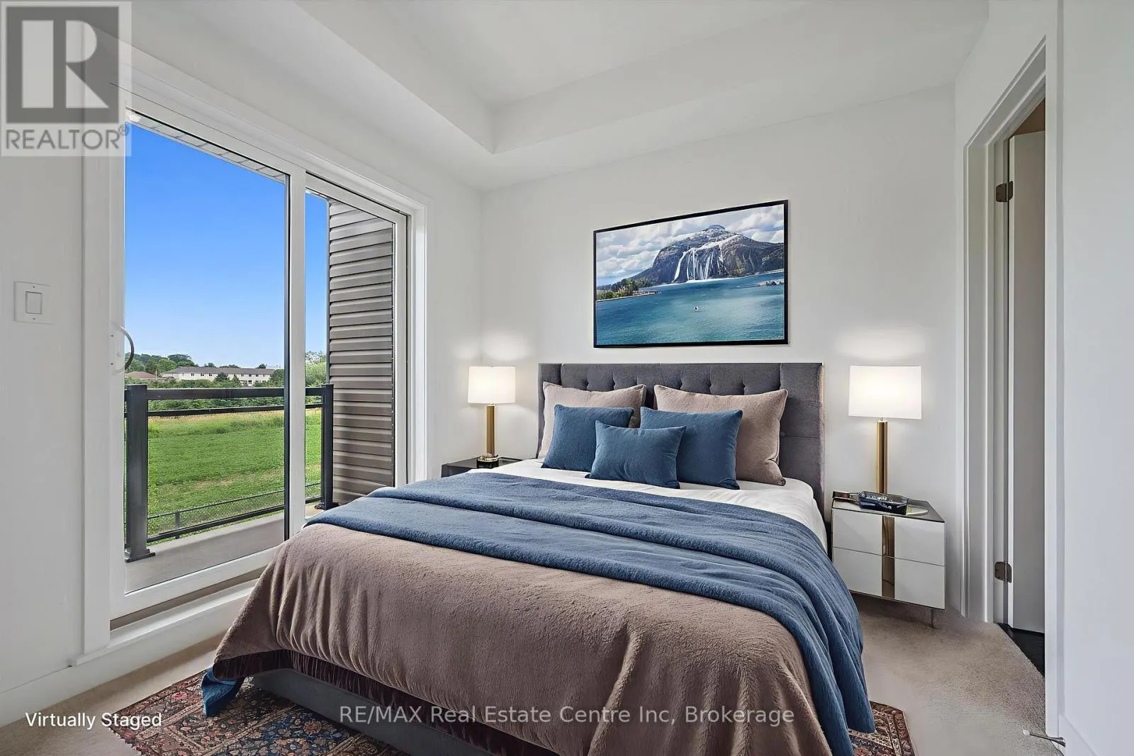 6 - 940 ST DAVID STREET N, #6