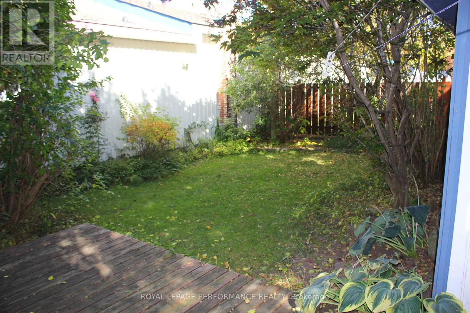 125 AUGUSTUS STREET S