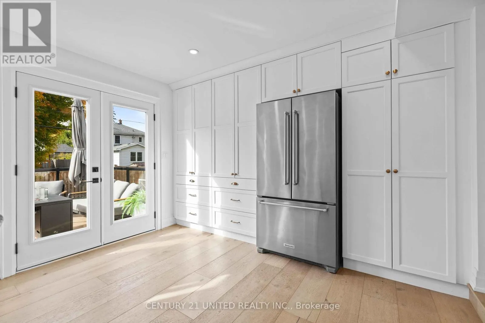 753 CHESTERFIELD AVENUE