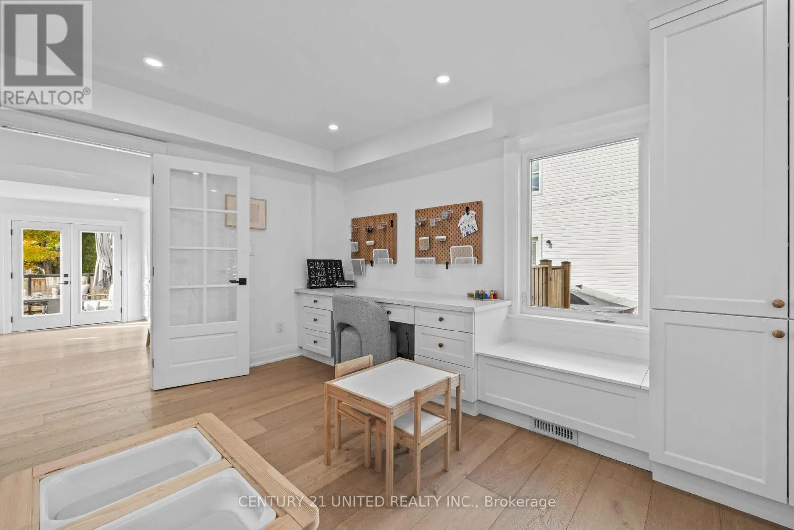 753 CHESTERFIELD AVENUE