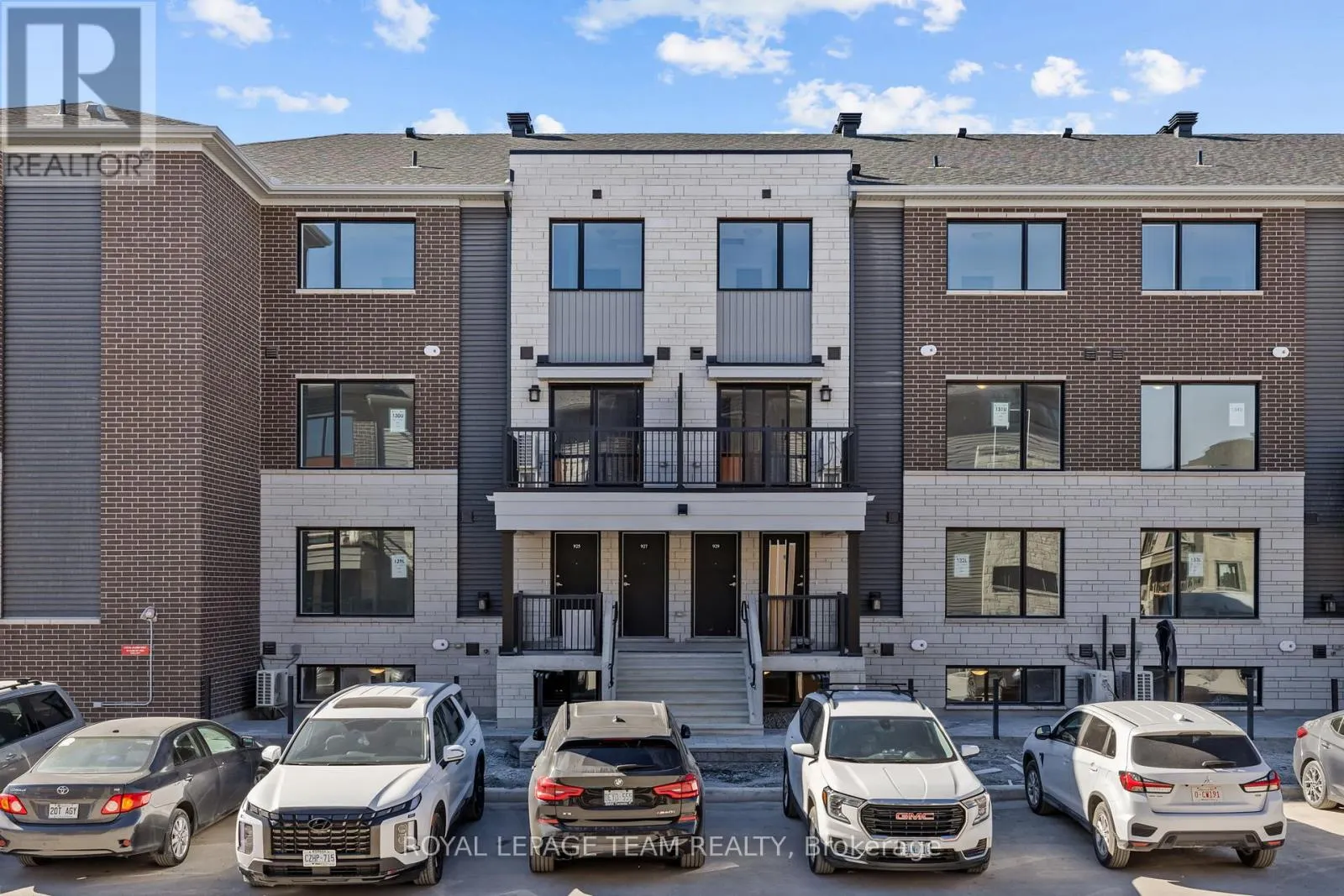 931 CREEKWAY PRIVATE