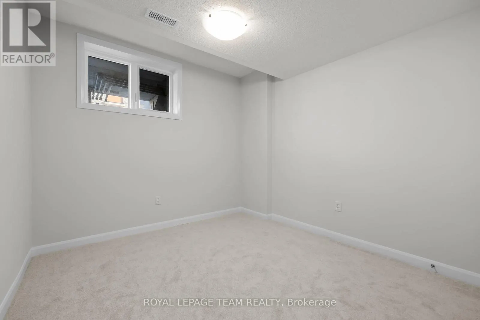 931 CREEKWAY PRIVATE