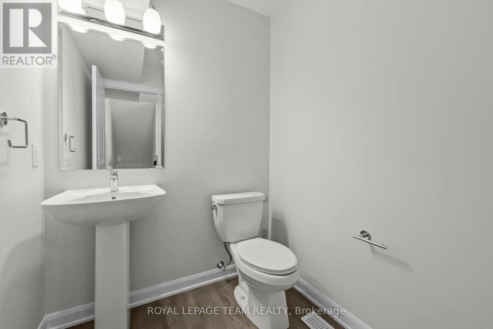931 CREEKWAY PRIVATE