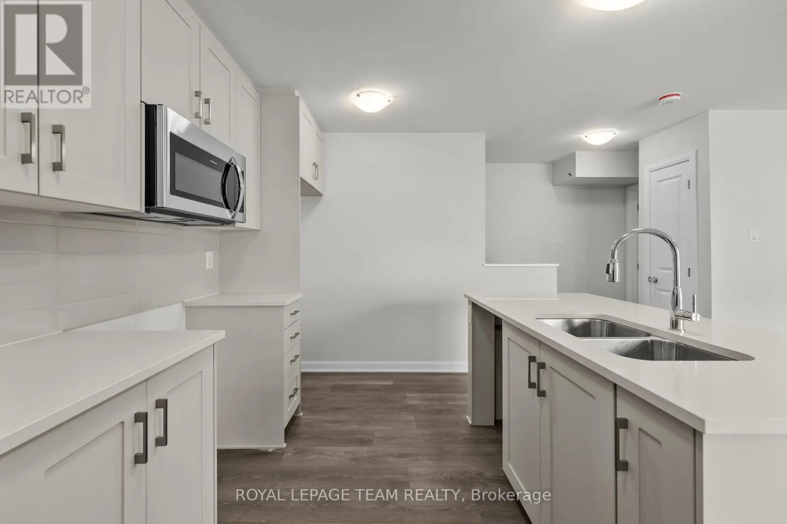 931 CREEKWAY PRIVATE