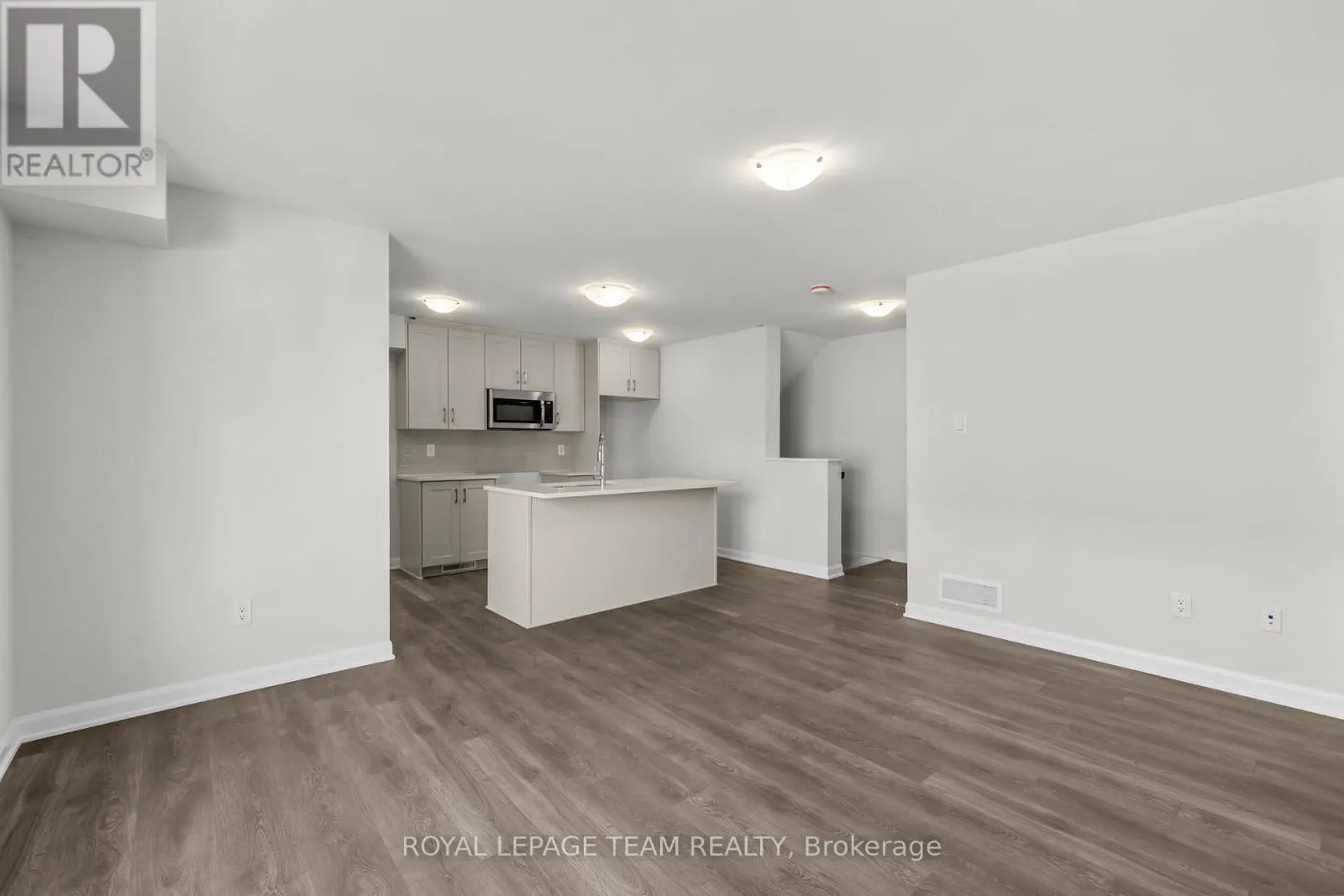 931 CREEKWAY PRIVATE