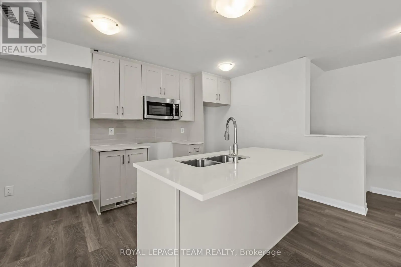 931 CREEKWAY PRIVATE
