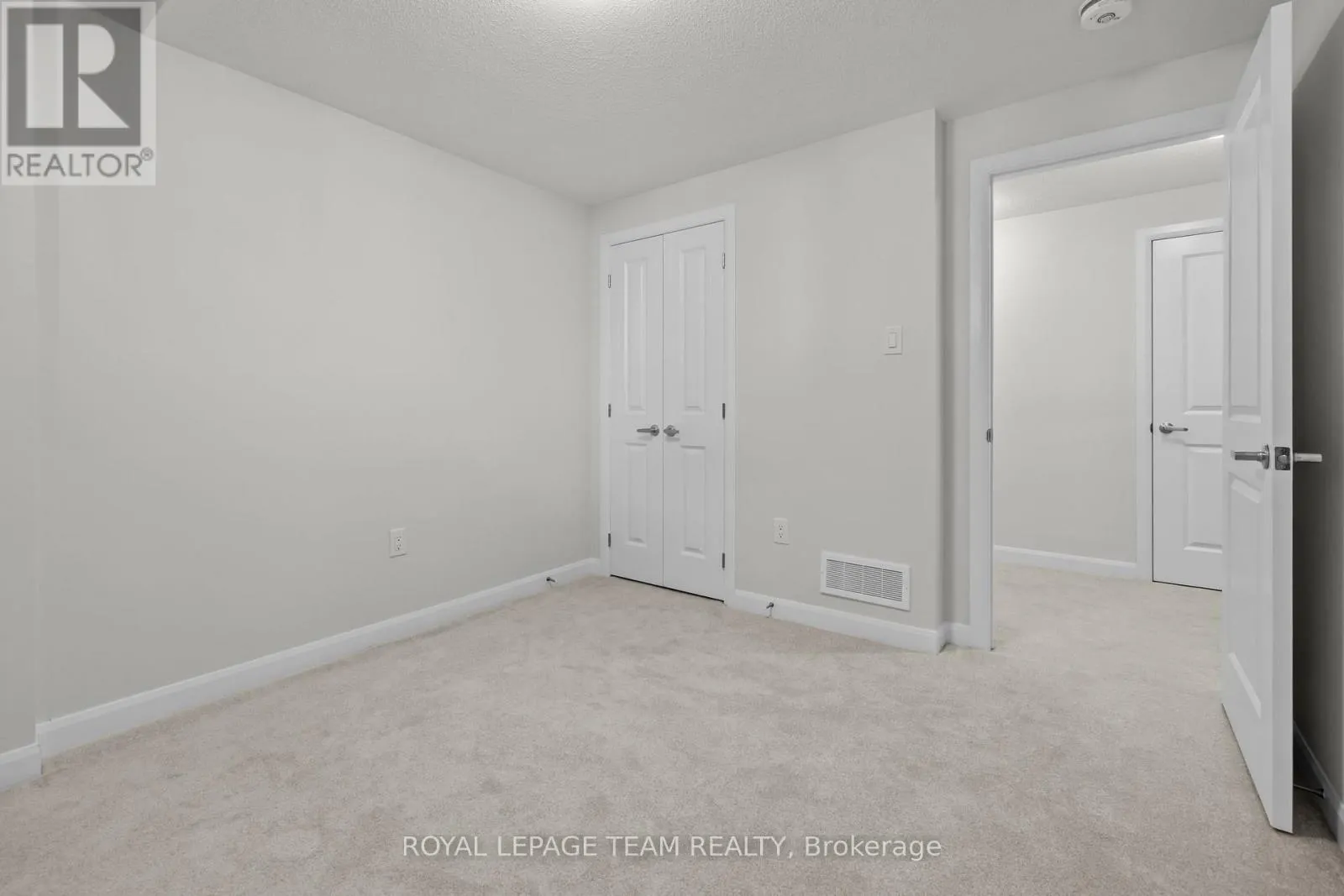 931 CREEKWAY PRIVATE