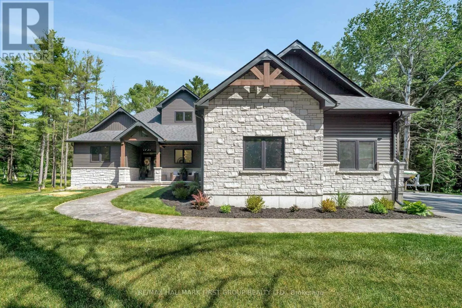 376 WHITES ROAD