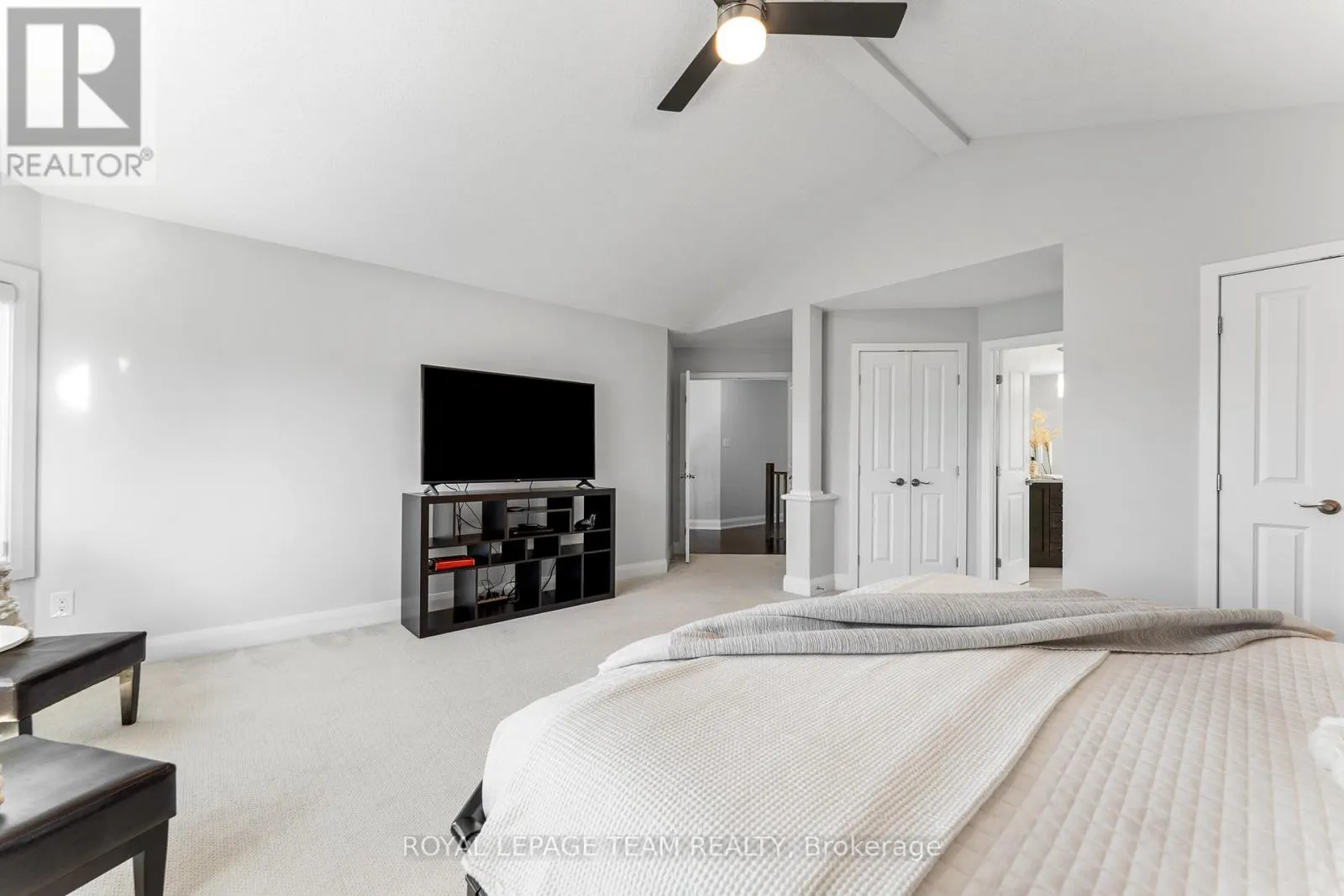 320 SUGAR PINE CRESCENT