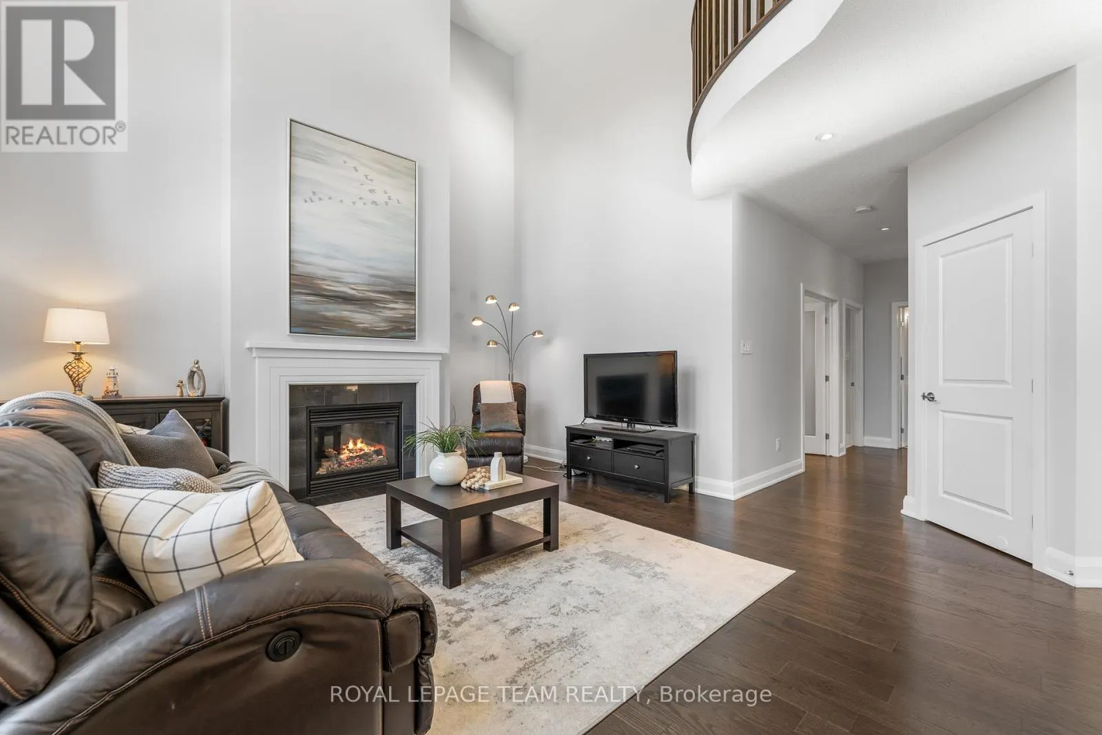 320 SUGAR PINE CRESCENT