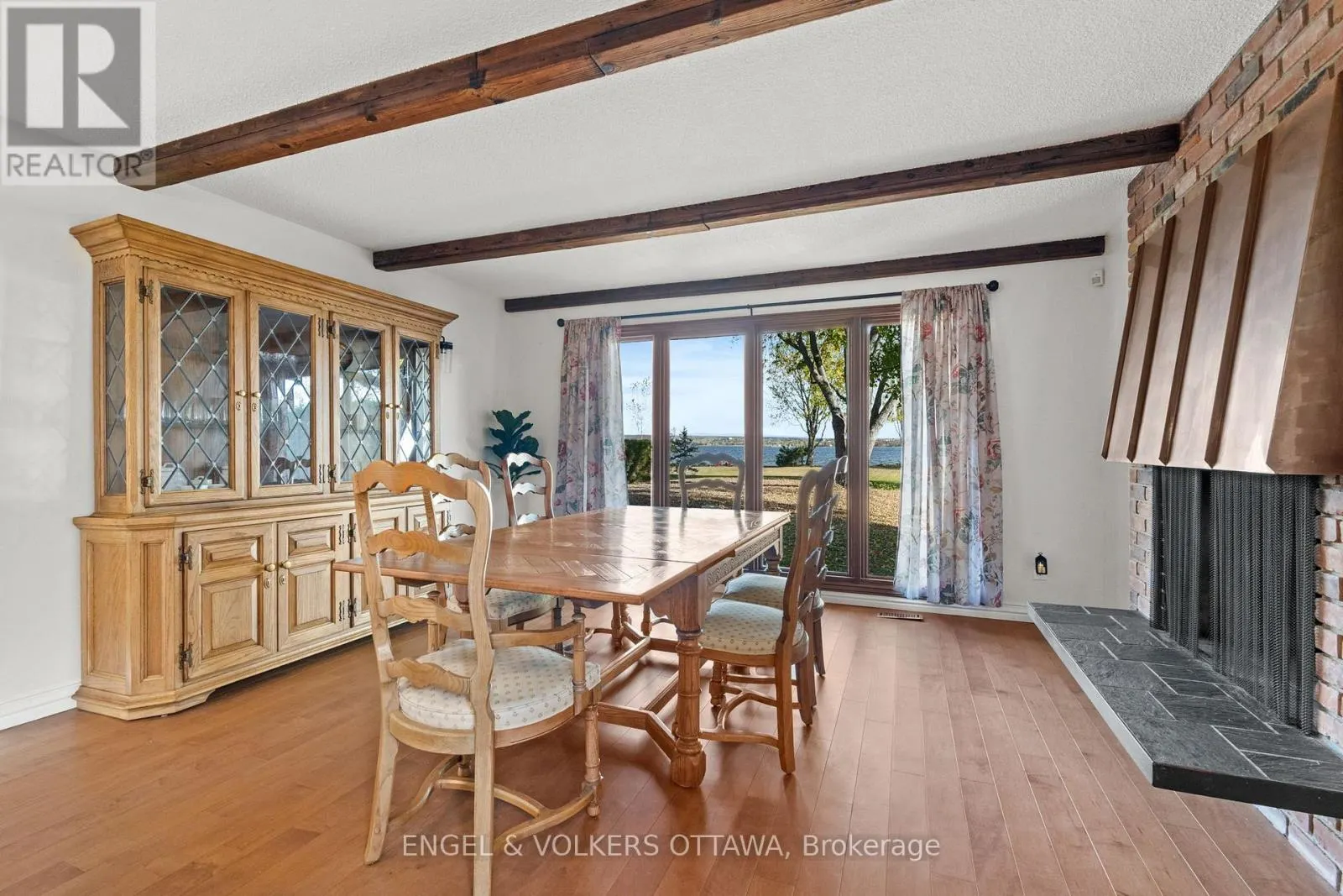 263 GRANDVIEW ROAD