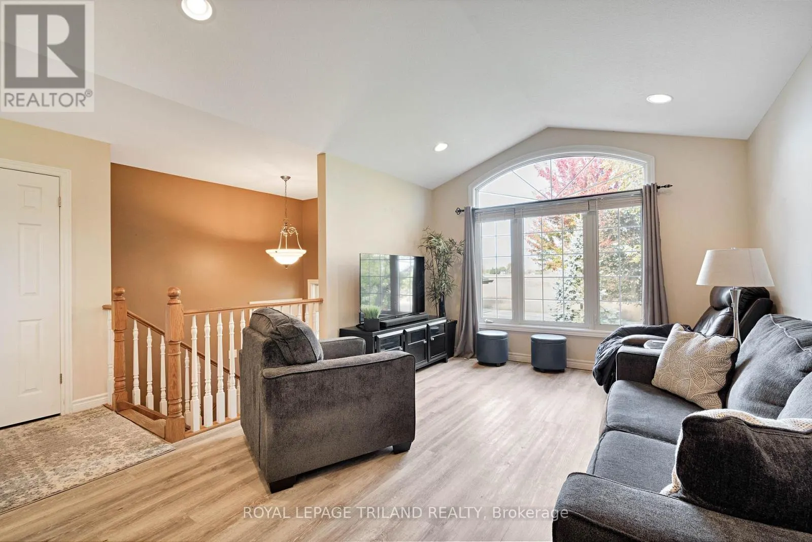 3805 TRILLIUM DRIVE
