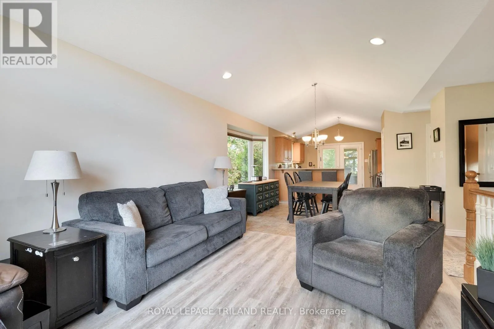 3805 TRILLIUM DRIVE