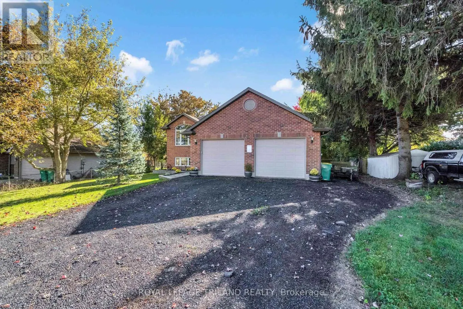3805 TRILLIUM DRIVE