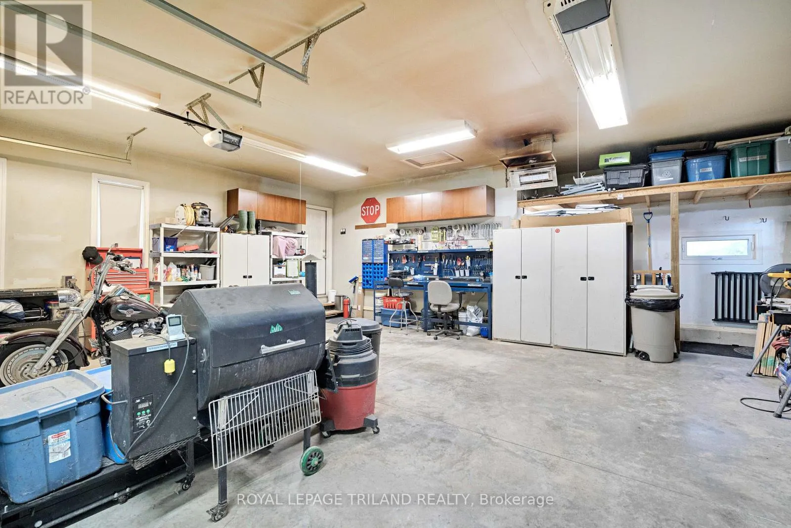3805 TRILLIUM DRIVE