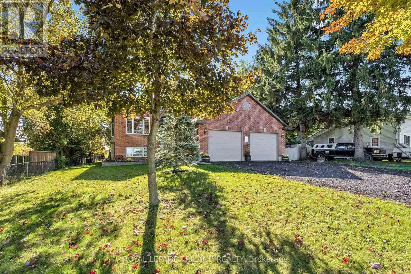 3805 TRILLIUM DRIVE