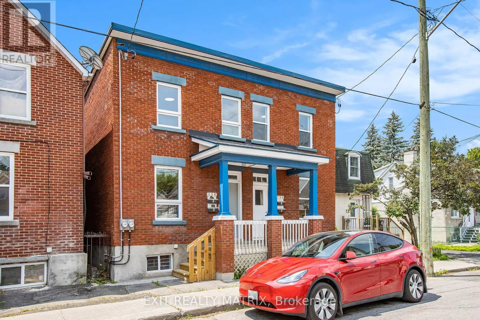1 - 258 PARK STREET