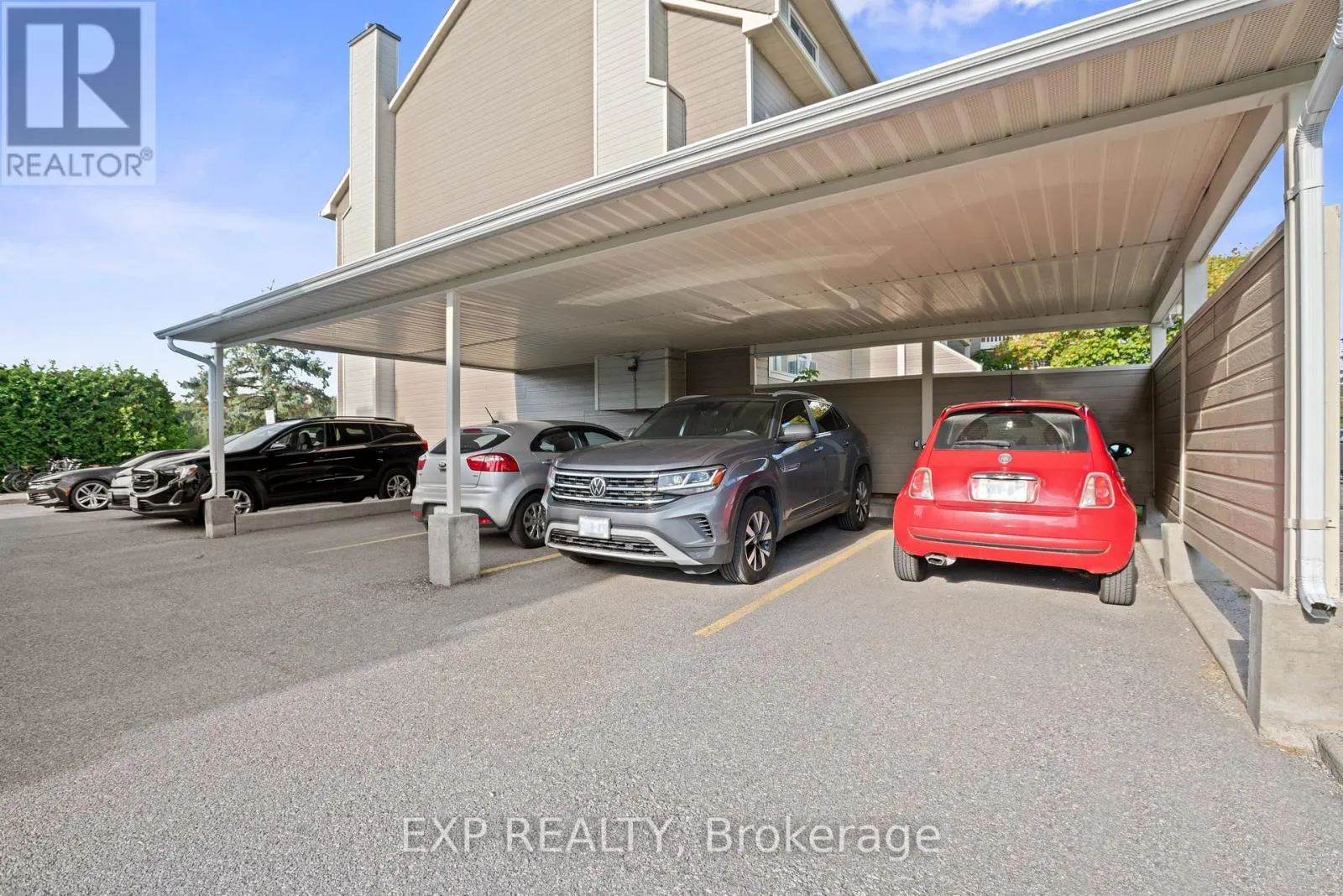 77B - 754 ST. ANDRE DRIVE