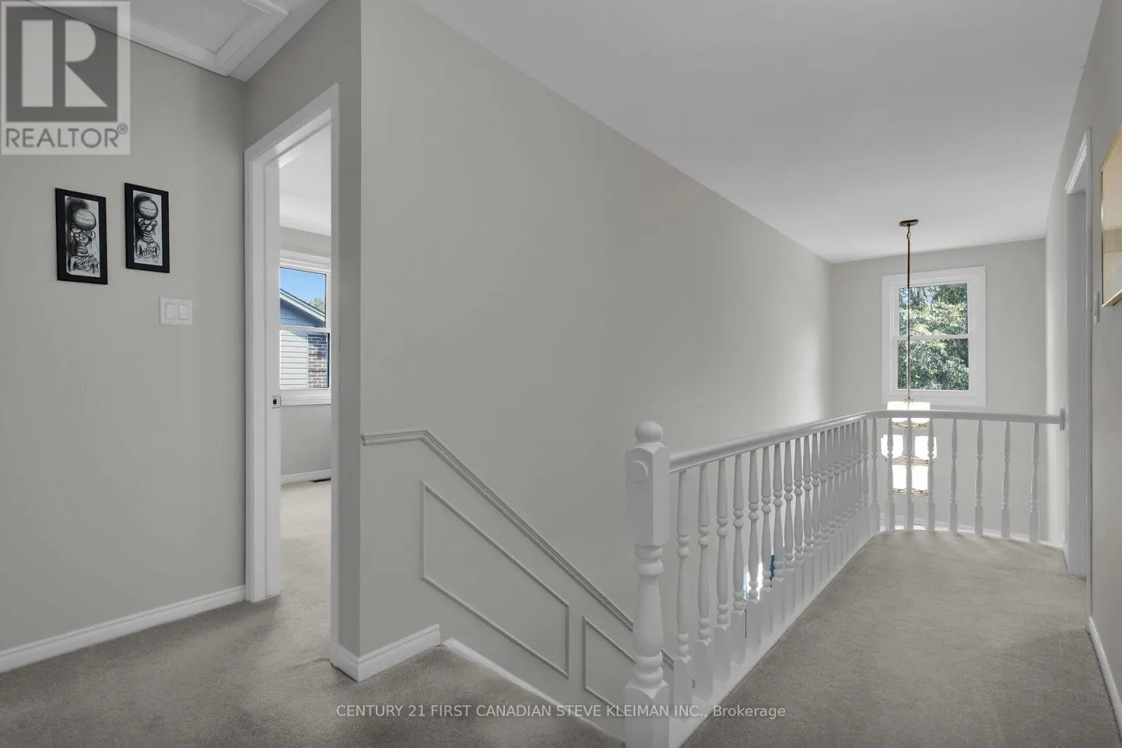 96 MERIDENE CRESCENT W