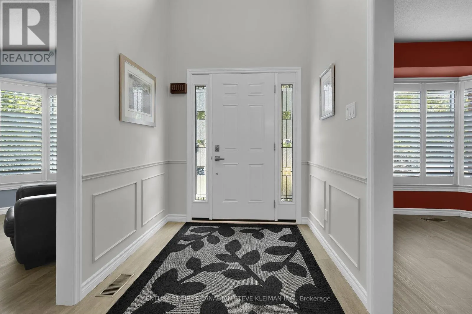 96 MERIDENE CRESCENT W