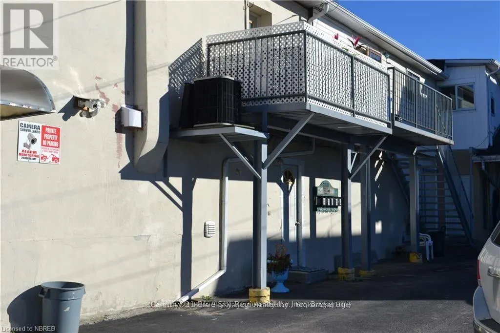 415/423 MAIN STREET E