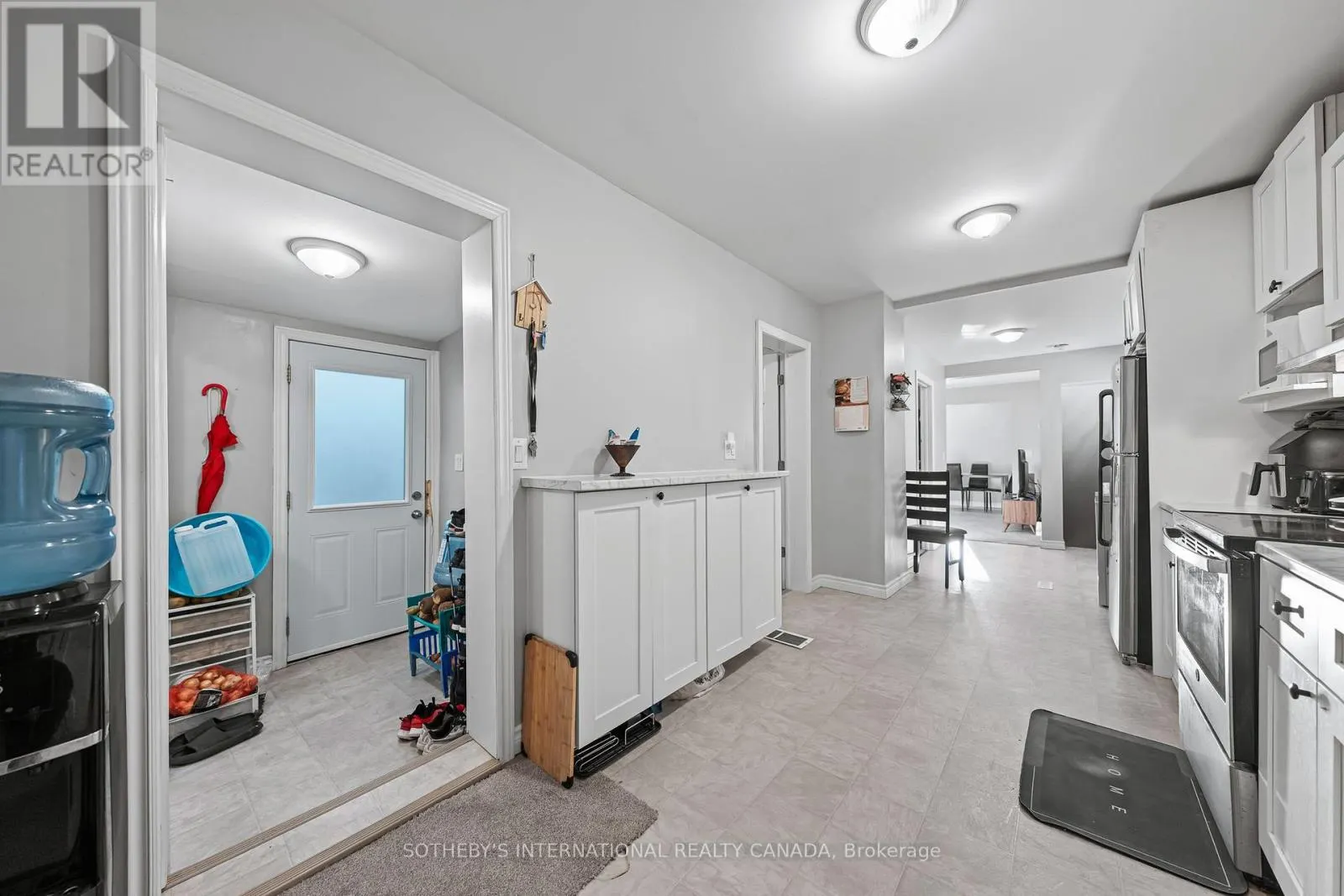 15 GRANTHAM AVENUE