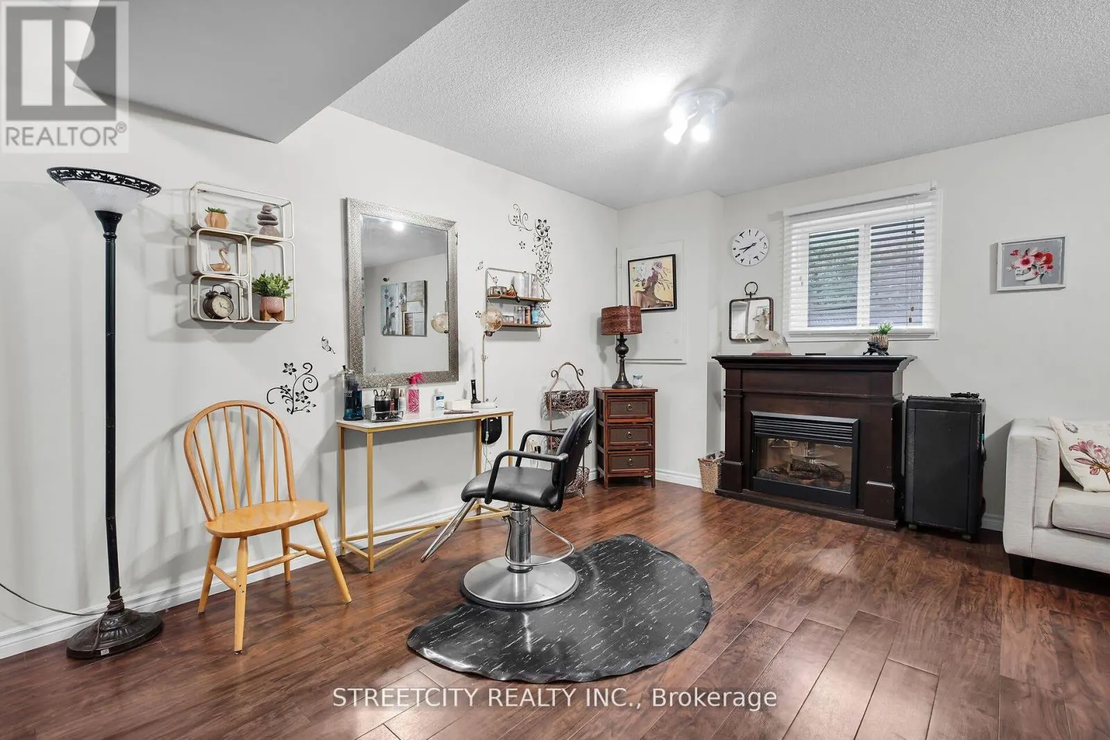 1 - 1320 SAVANNAH DRIVE, #1