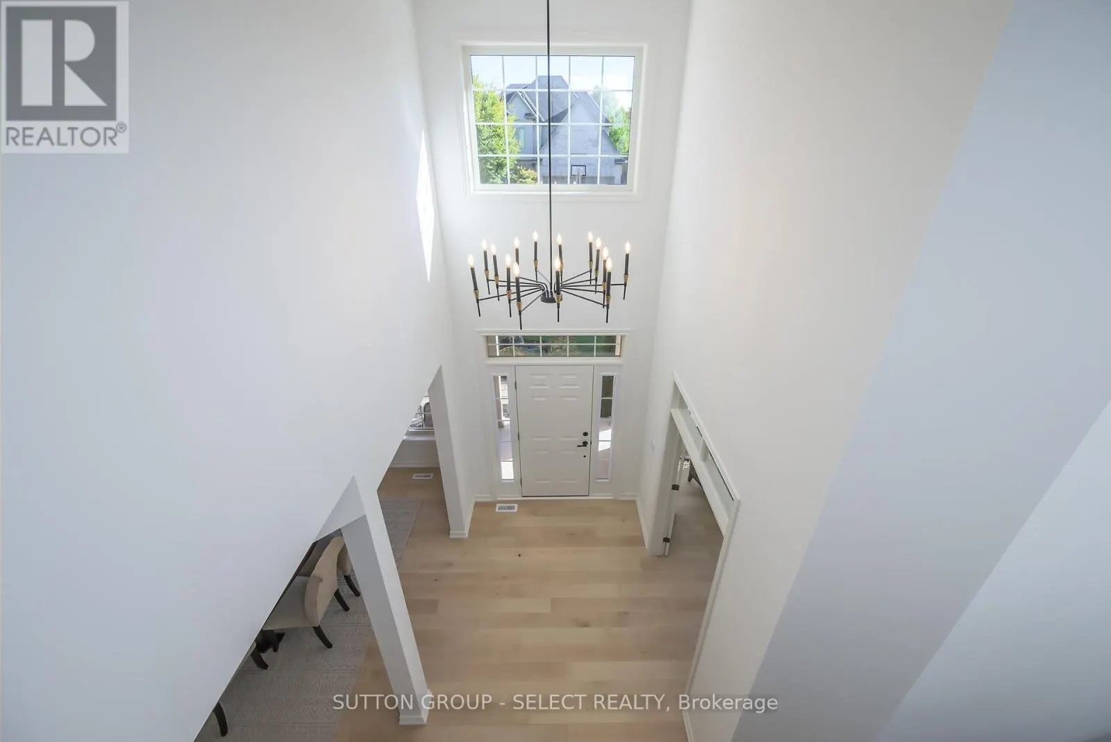 270 EAST RIVERTRACE WALK
