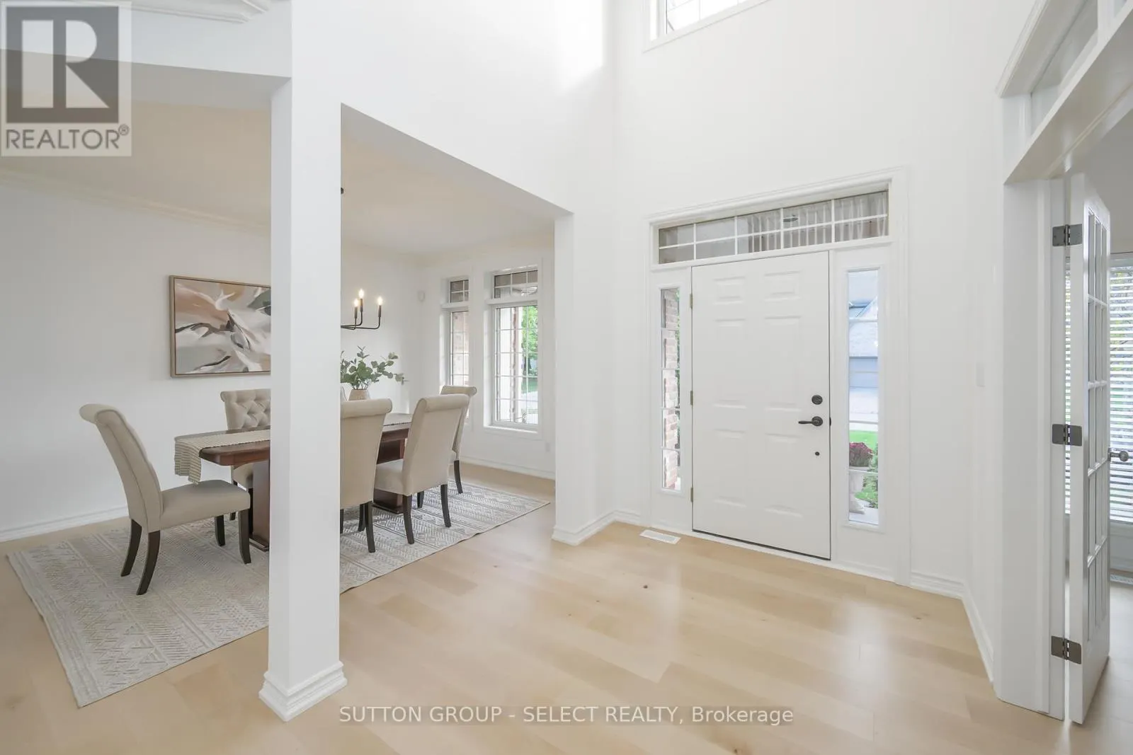 270 EAST RIVERTRACE WALK