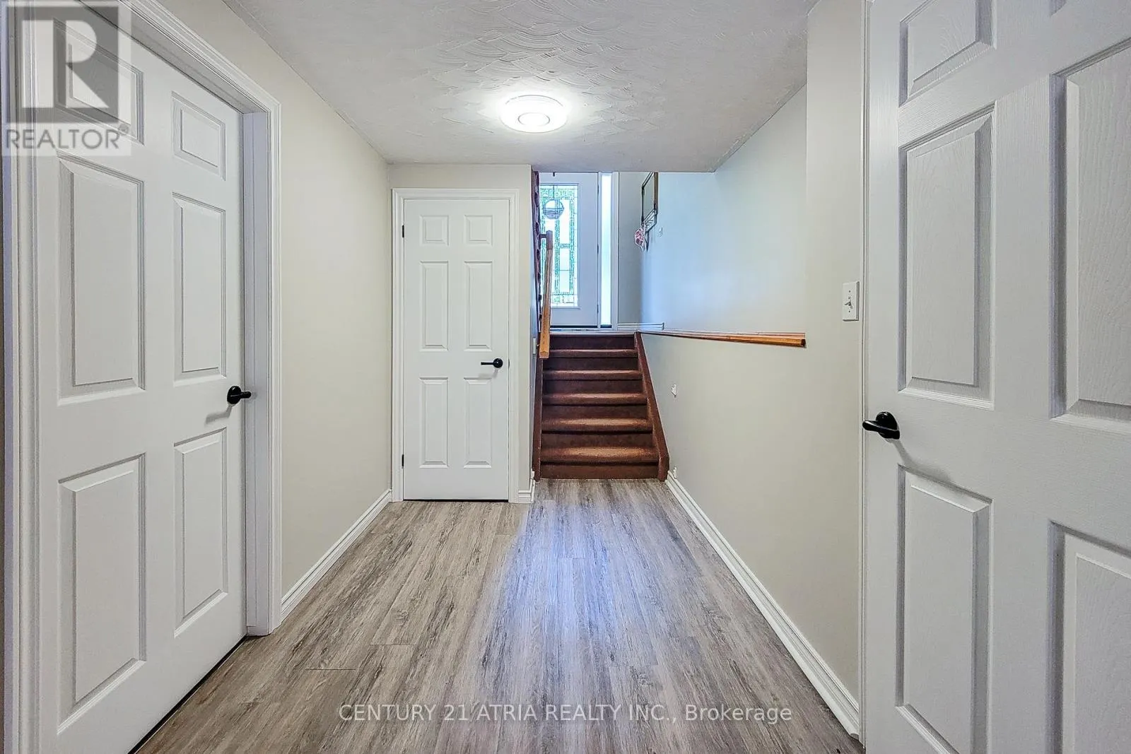 20 RAVINE ROAD
