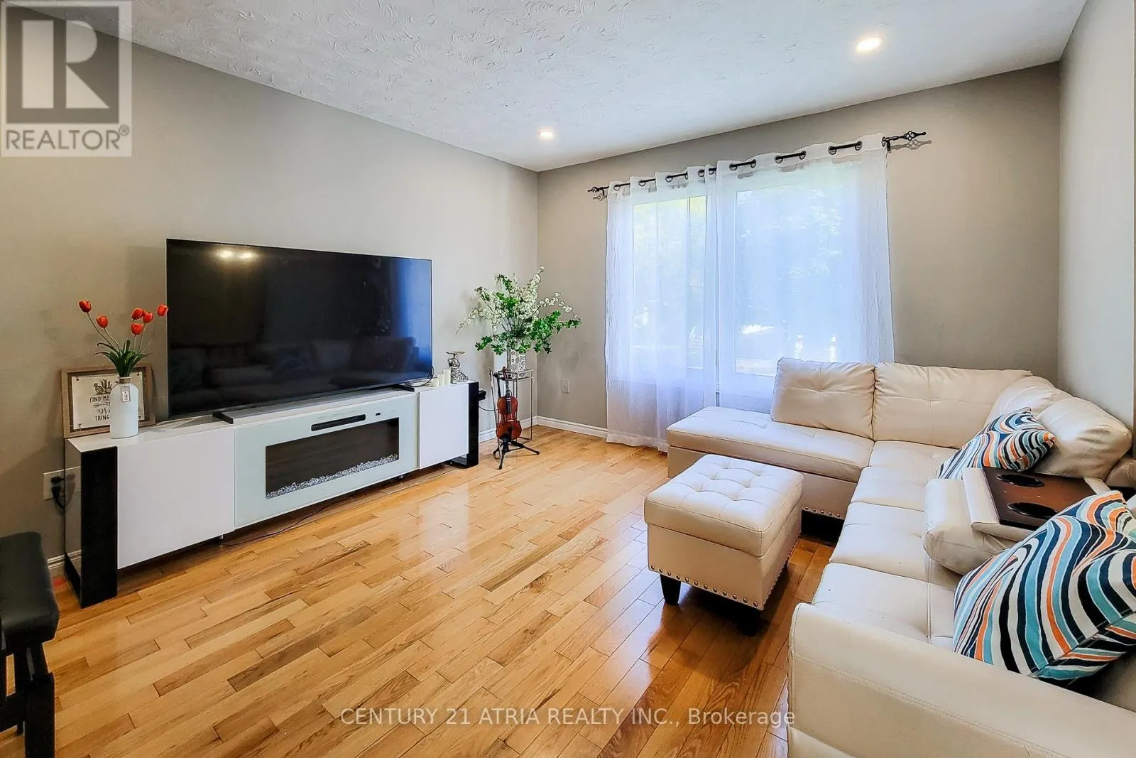 20 RAVINE ROAD