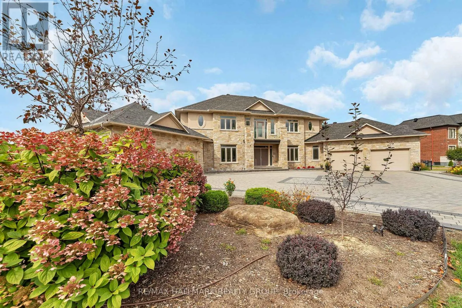 5813 RED CASTLE RIDGE